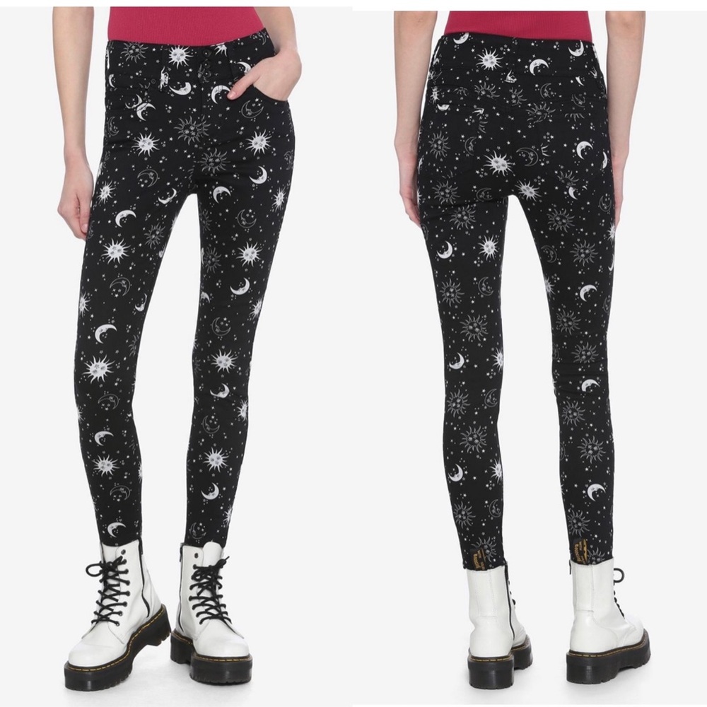 HT Celestial Skinny  Jeans Size 7 Sun and Moon Pants Galaxy